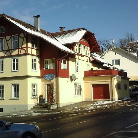 Privatzimmer Im Gasthaus Engel Apartamento Dornbirn Exterior foto