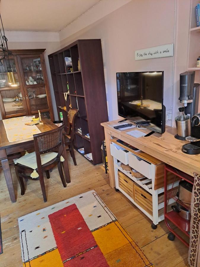 Privatzimmer Im Gasthaus Engel Apartamento Dornbirn Exterior foto